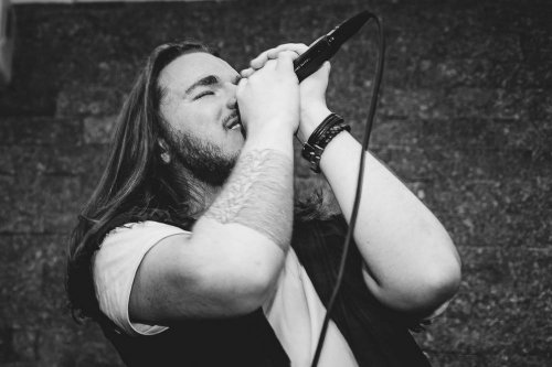 IT’S ALL RED realiza orkshow de Tom Zynski no RR44