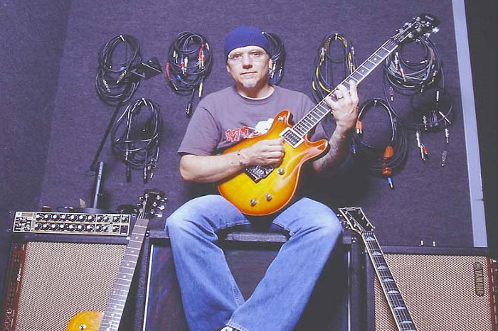 CHRIS POLAND (ex-MEGADETH) será introduzido no Metal Hall Of Fame de 2020