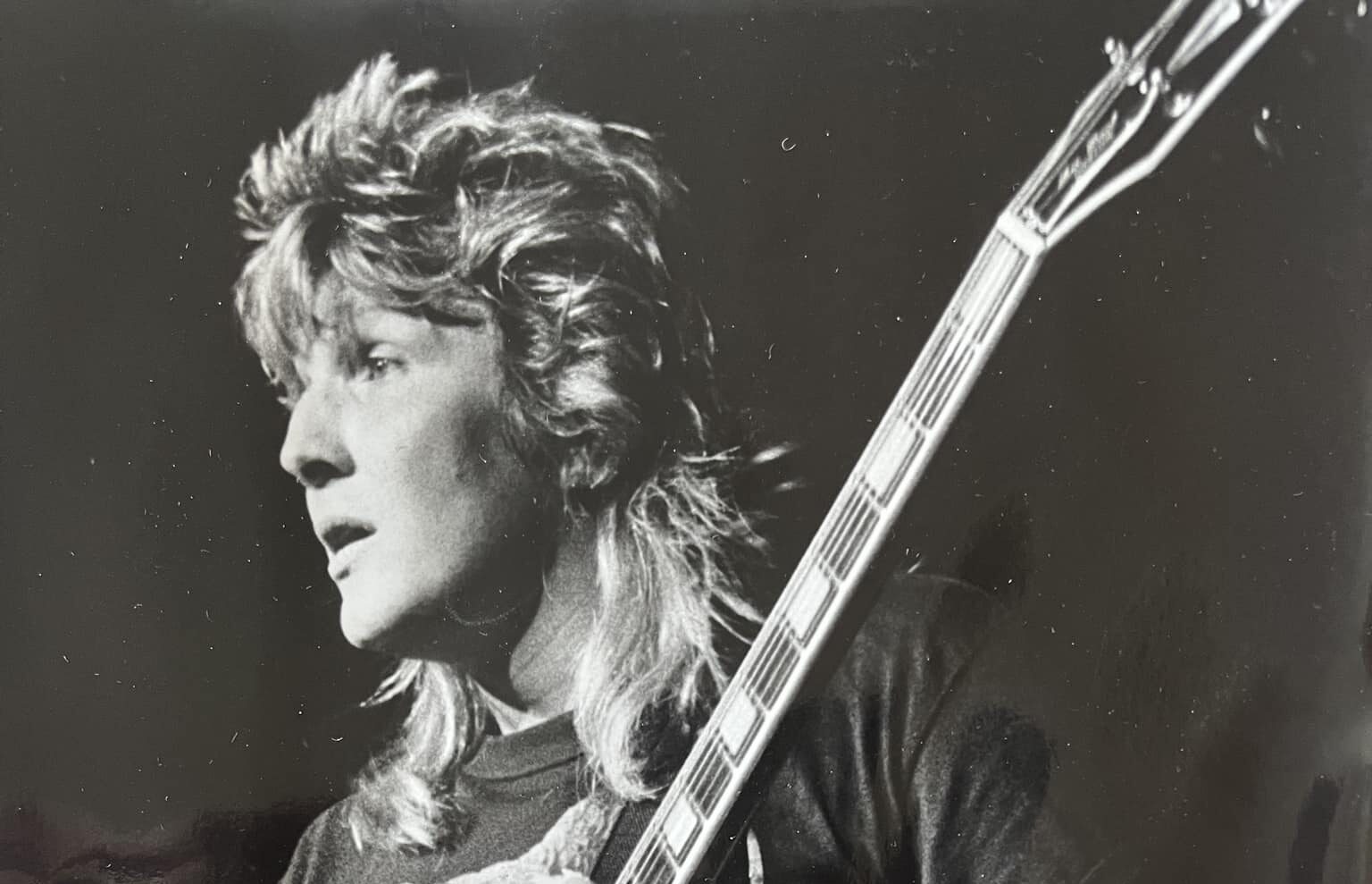 Morre CHRIS OVERLAND, guitarrista do FM, veterana banda inglesa de AOR