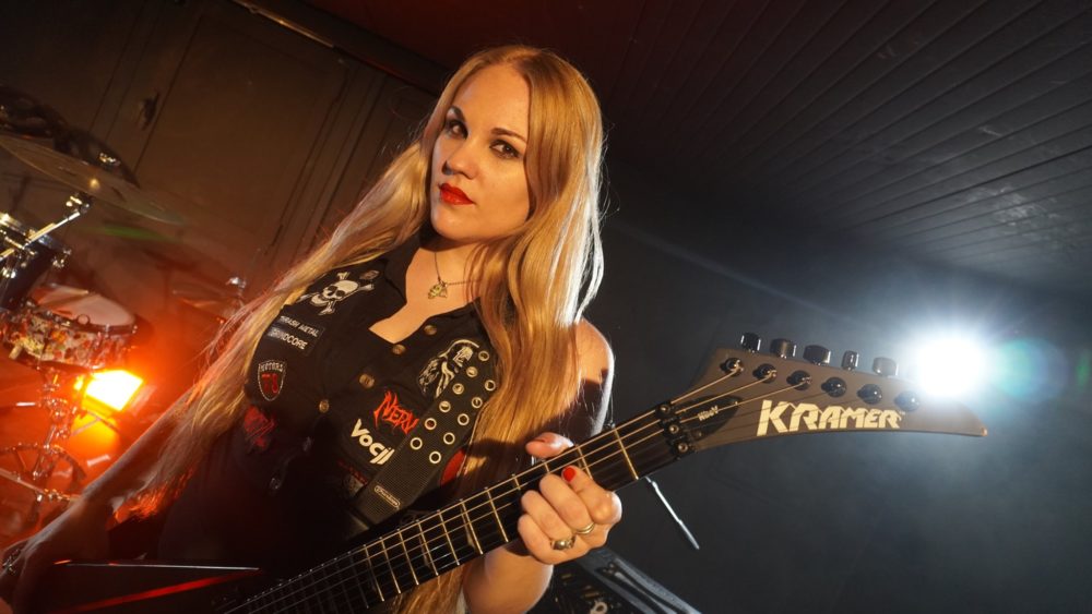NERVOSA: Em live, PRIKA AMARAL dá pistas sobre setlist dos shows de retorno