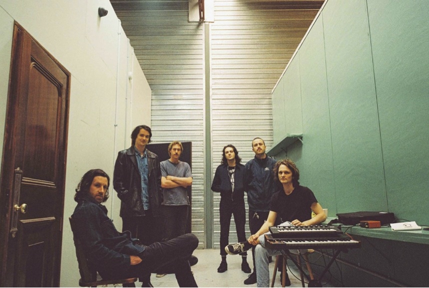 KING GIZZARD & THE LIZARD WIZARD compartilha vídeo caleidoscópico para nova faixa, “O.N.E.”