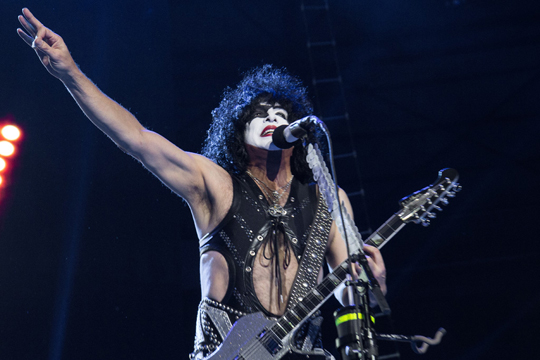 Paul Stanley (KISS) recorda a primeira vez que viu o LED ZEPPELIN