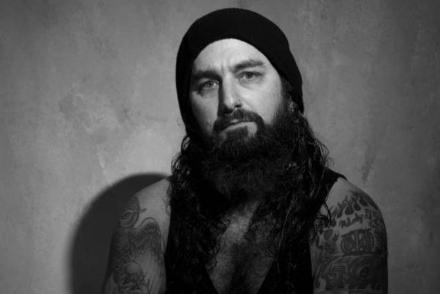 Mike Portnoy fala sobre sua amizade com Vinnie Paul