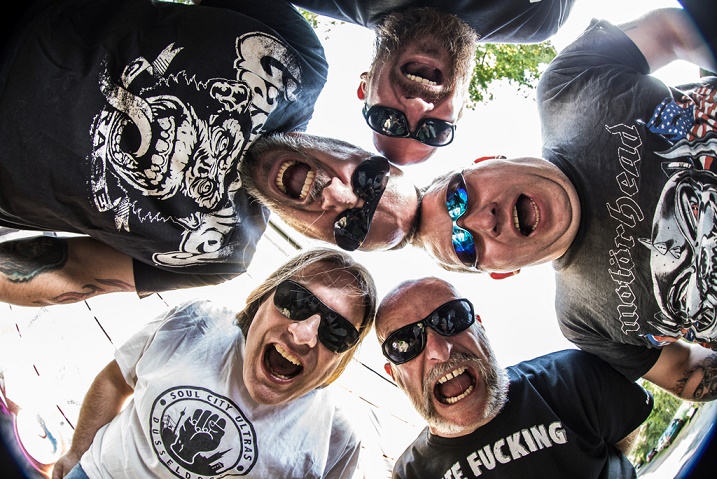 RAGING ROB: Álbum é lançado na China e vocalista explica as conexões com o país