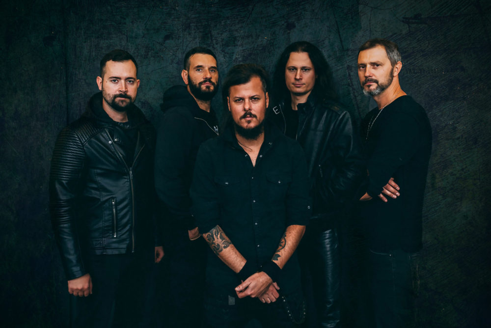 SIGNUM REGIS lança single e videoclipe antecipando seu primeiro álbum ao vivo