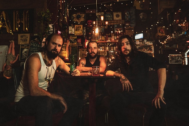 WAR INDUSTRIES INC. lança live session de nova música