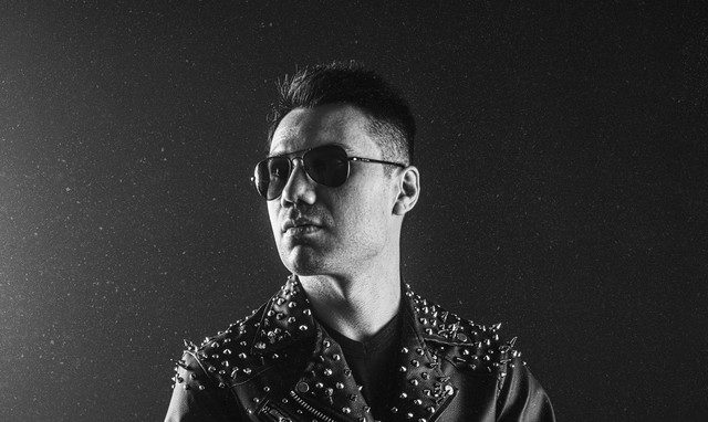 Paraguaio ADRIAN BENEGAS lança o single “Poisoned Love”, com HERBIE LANGHANS e SASCH PAETH