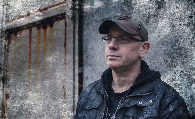 Andy Whale (ex-BOLT THROWER) está fora do MEMORIAM