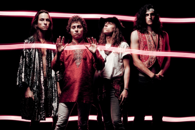 Sam Kiszka afirma: Haverá um novo álbum do GRETA VAN FLEET em 2019