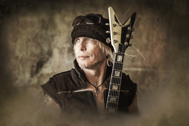 MICHAEL SCHENKER FEST: Confira o novo vídeo, “Sleeping With The Lights On”