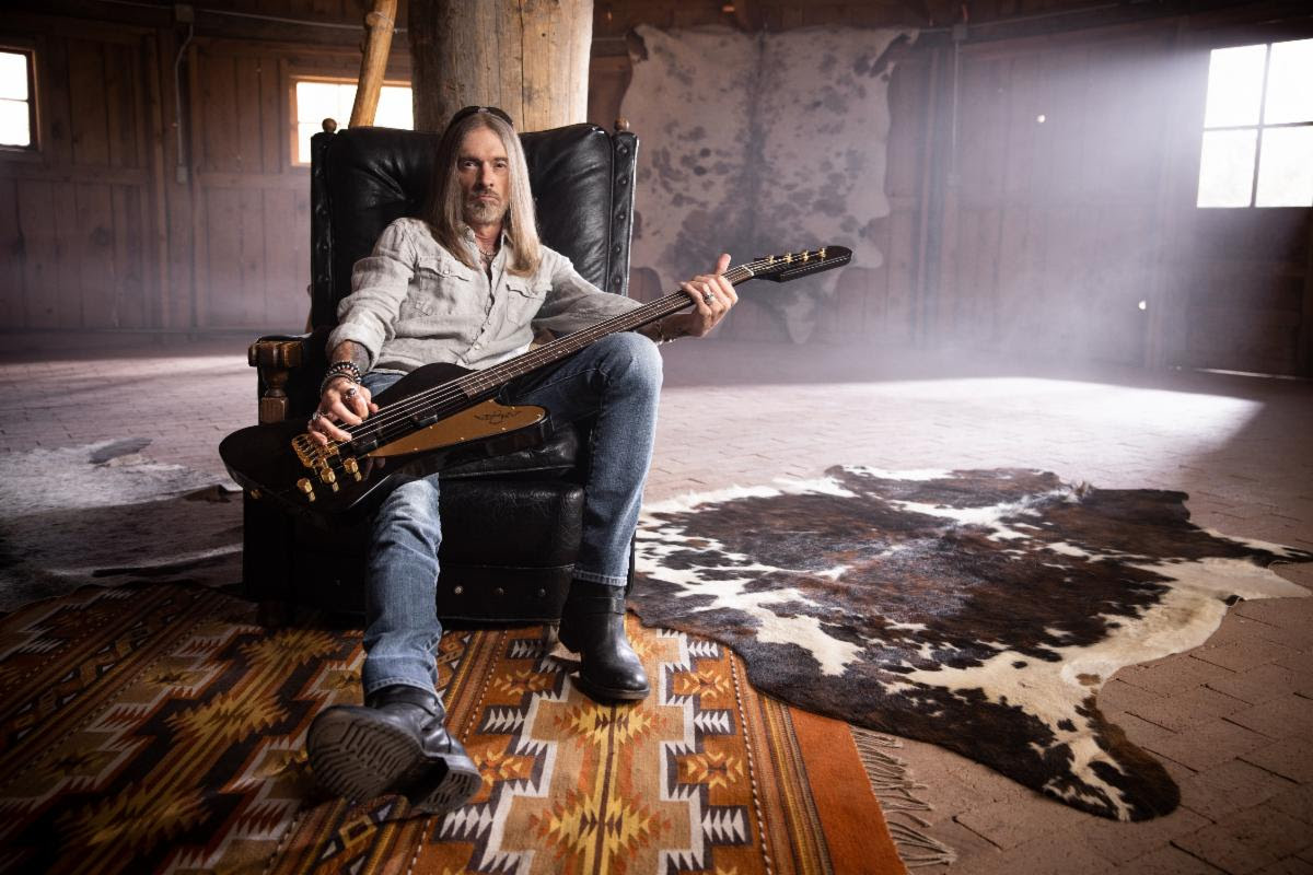 Com Covid, REX BROWN fica fora de show no Chile e PANTERA deverá vir ao Brasil sem o baixista