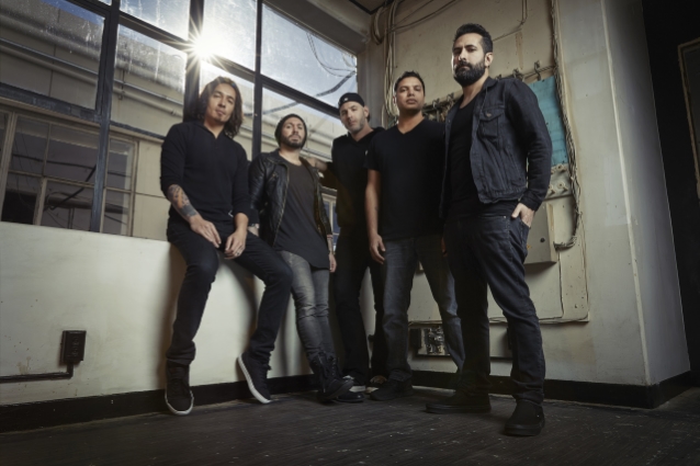 PERIPHERY: Confira o novo vídeo, “Chvrch Burner”