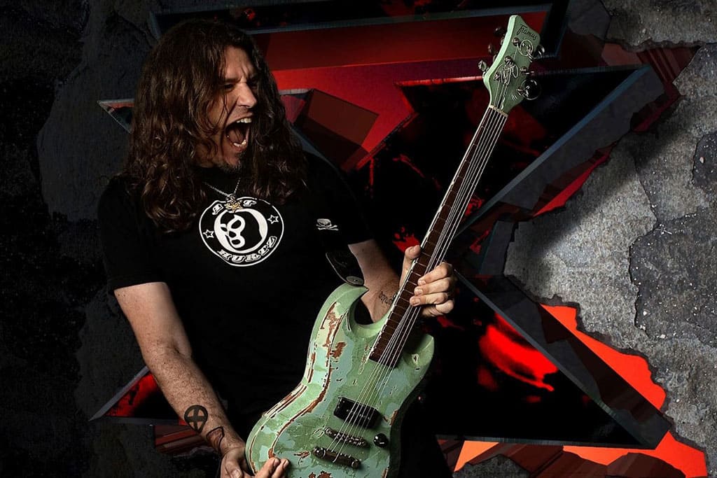 PHIL X: muito mais que apenas um ‘hired gun’