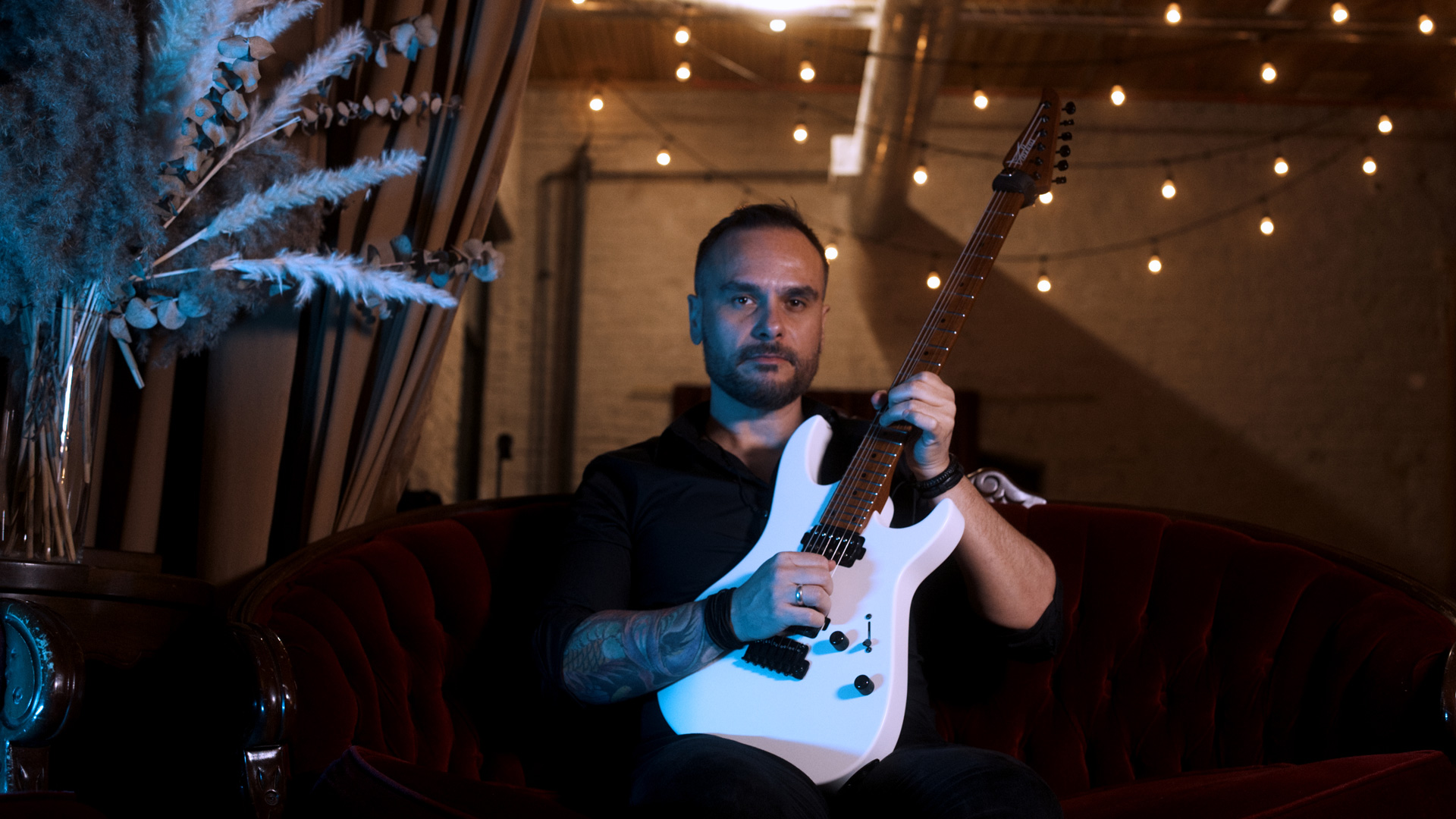 ROD RODRIGUES libera vídeo de ‘Physical Distancing’