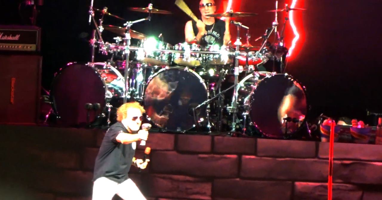 KENNY ARONOFF substitui JASON BONHAM em shows da turnê de SAMMY HAGAR