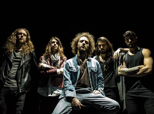 SKUNK OIL: brasileiros radicados em Boston lançam EP ‘Skeletons in the Closet’