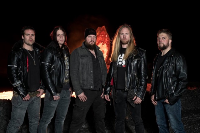 THE CROWN: Confira o novo vídeo, “In The Name Of Death”